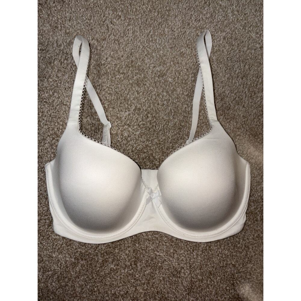 Victoria Secret Body by Victoria Lined Demi Bra 32DDD White 32 DDD F70 Lingerie